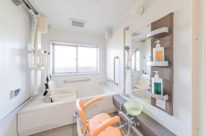 Best Accessible Bathroom Remodel Contractors in Lockhart, TX